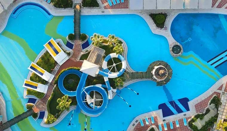 Dreamworld Water Park – The Garuda Five Star Business Class Hotel